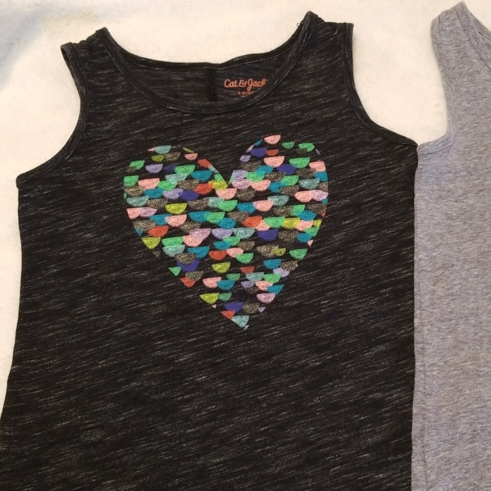Tank tops - Picture 2 of 3